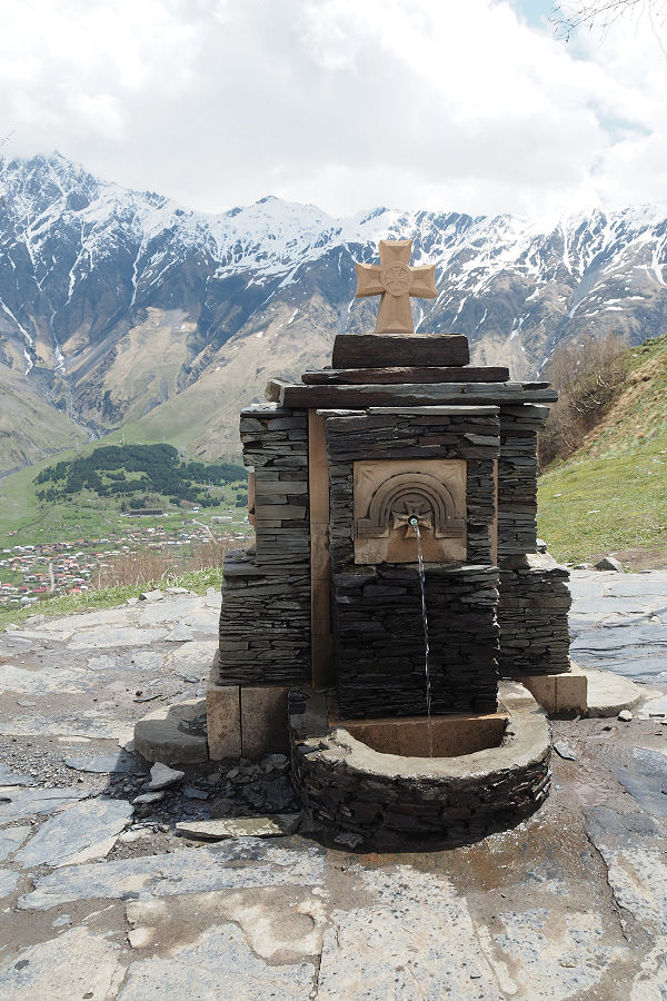 Pure water spring atop the mountain