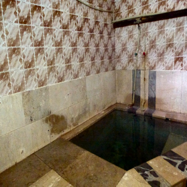 Plunge pool - cleaner than pictures indicate